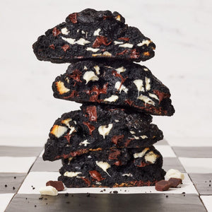 Black and White - Levain Bakery