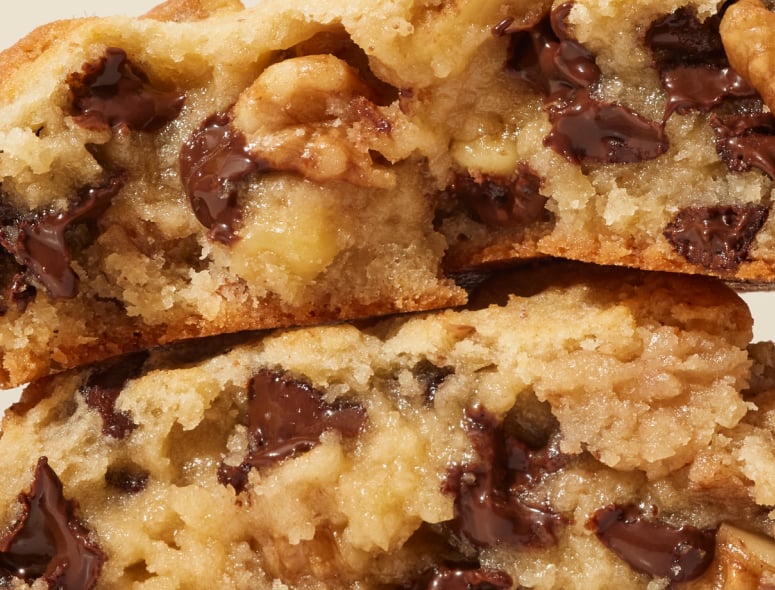Chocolate Chip Walnut - Levain Bakery