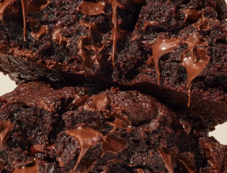 Dark Chocolate Chocolate Chip Cookie Gift Boxes - Levain Bakery